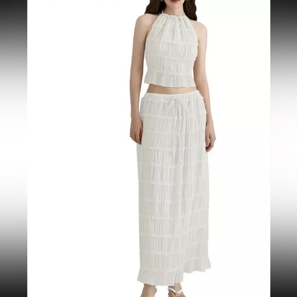 Source Unknown Dresses & Skirts - Women's Lightweight Breathable White Lace Backless Sleeveless Top & Skirt M